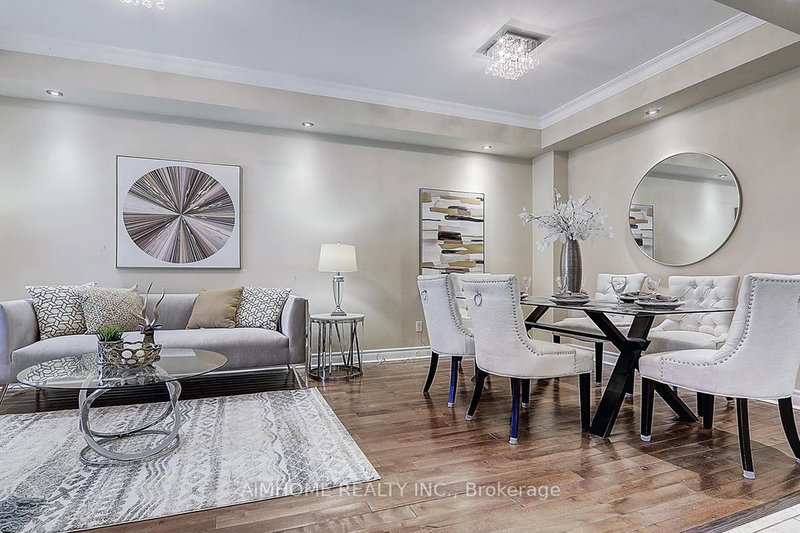 38 Rondeen Rd, Vaughan, L4K 5S1 | Image 3