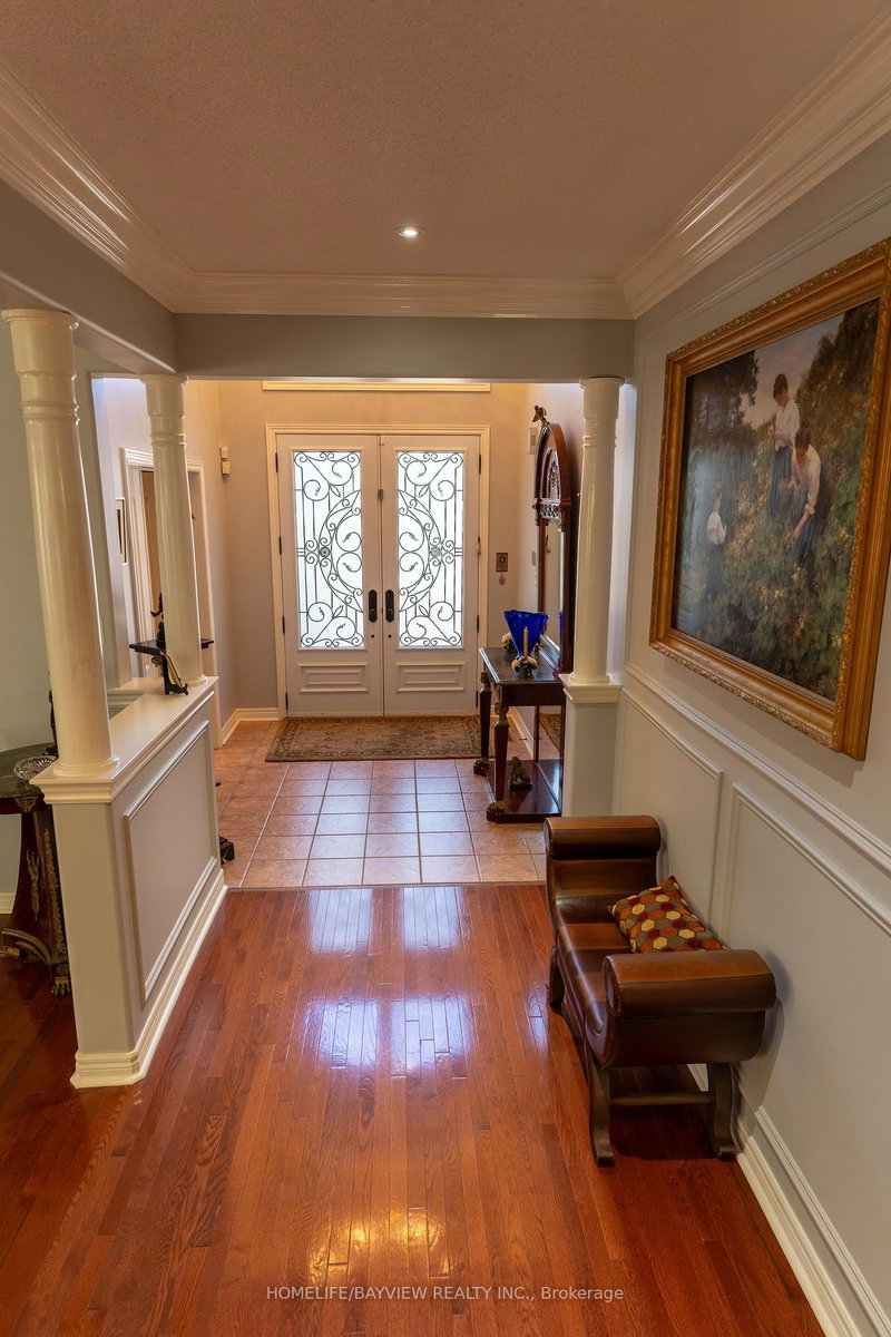 8 Pico Cres, Vaughan, L4J 8P4 | Image 3