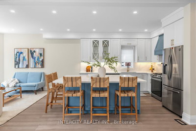 75 Canoe Crt | Richmond Hill | Image