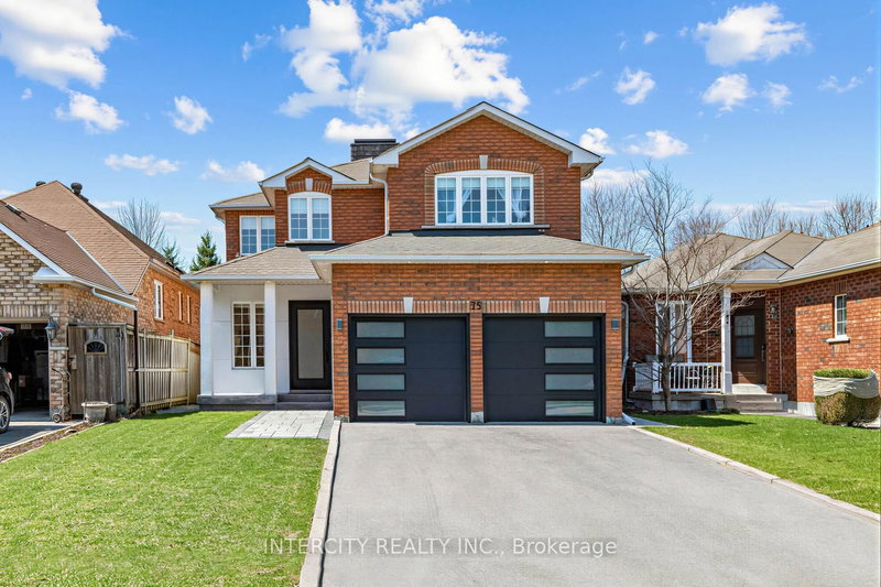 75 Canoe Crt, Richmond Hill, L4E 3Y2 | Image 2