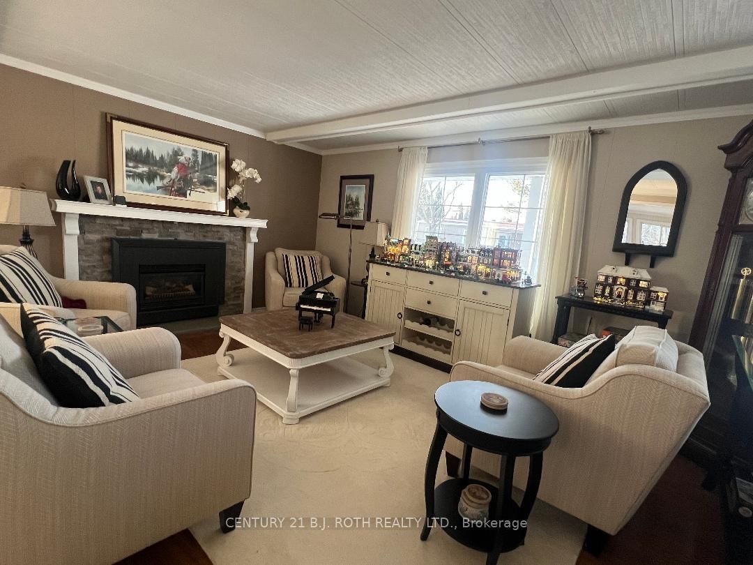 29 Corner Brook Trail • Innisfil, ON photo 6