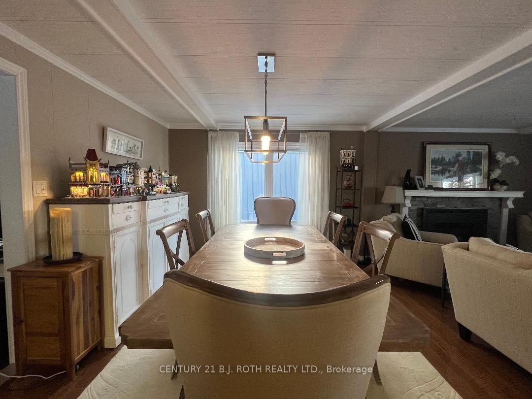 29 Corner Brook Trail • Innisfil, ON photo 9