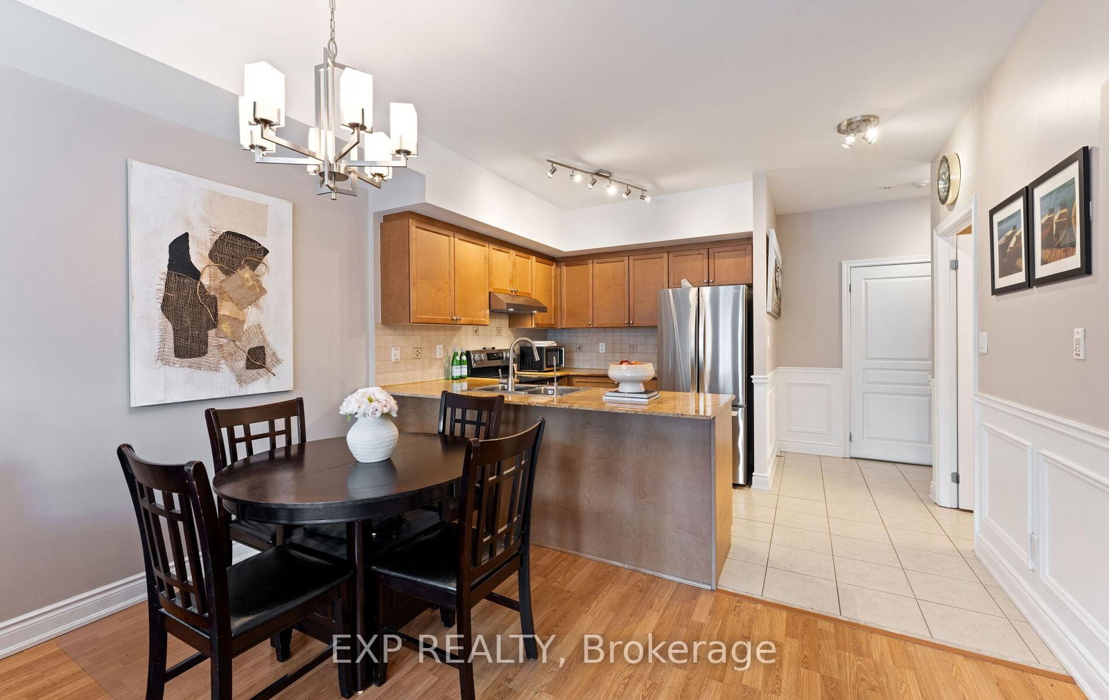 9901 Keele Street, Unit 208 - Photo 12