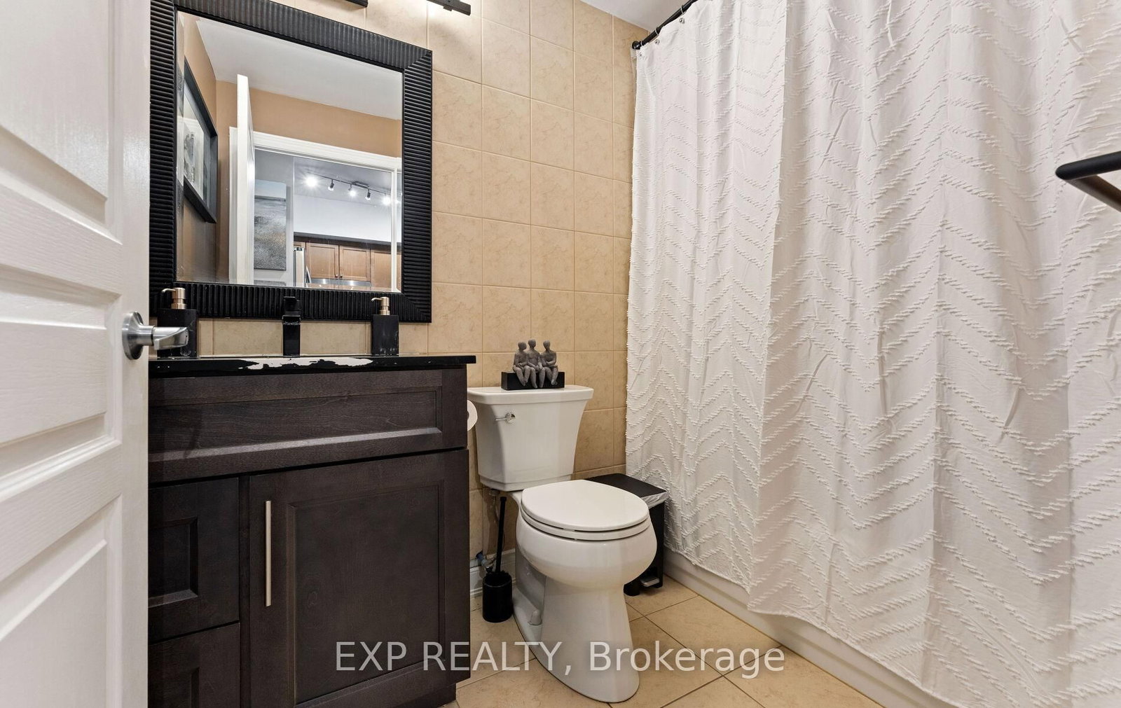9901 Keele Street, Unit 208 - Photo 17
