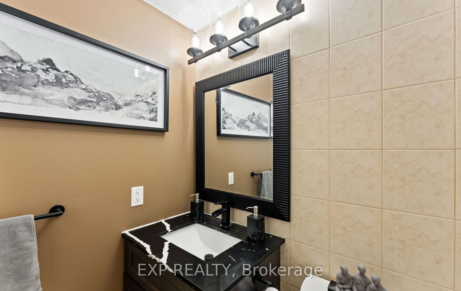 9901 Keele Street, Unit 208 - Photo 18