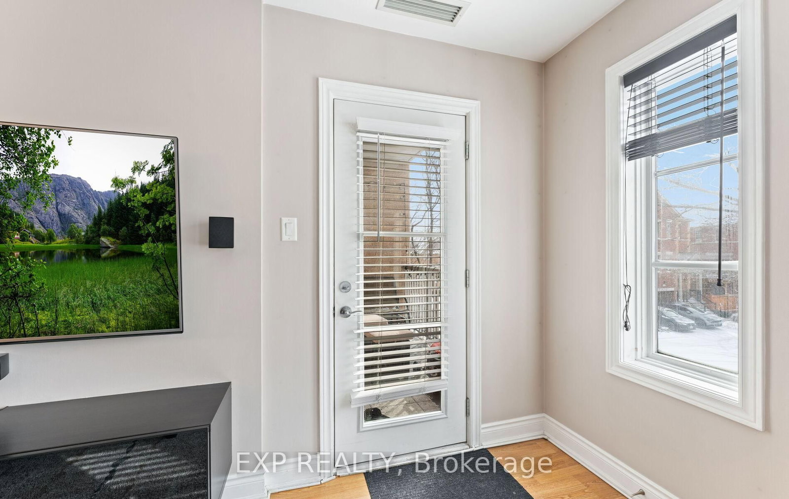 9901 Keele Street, Unit 208 - Photo 20