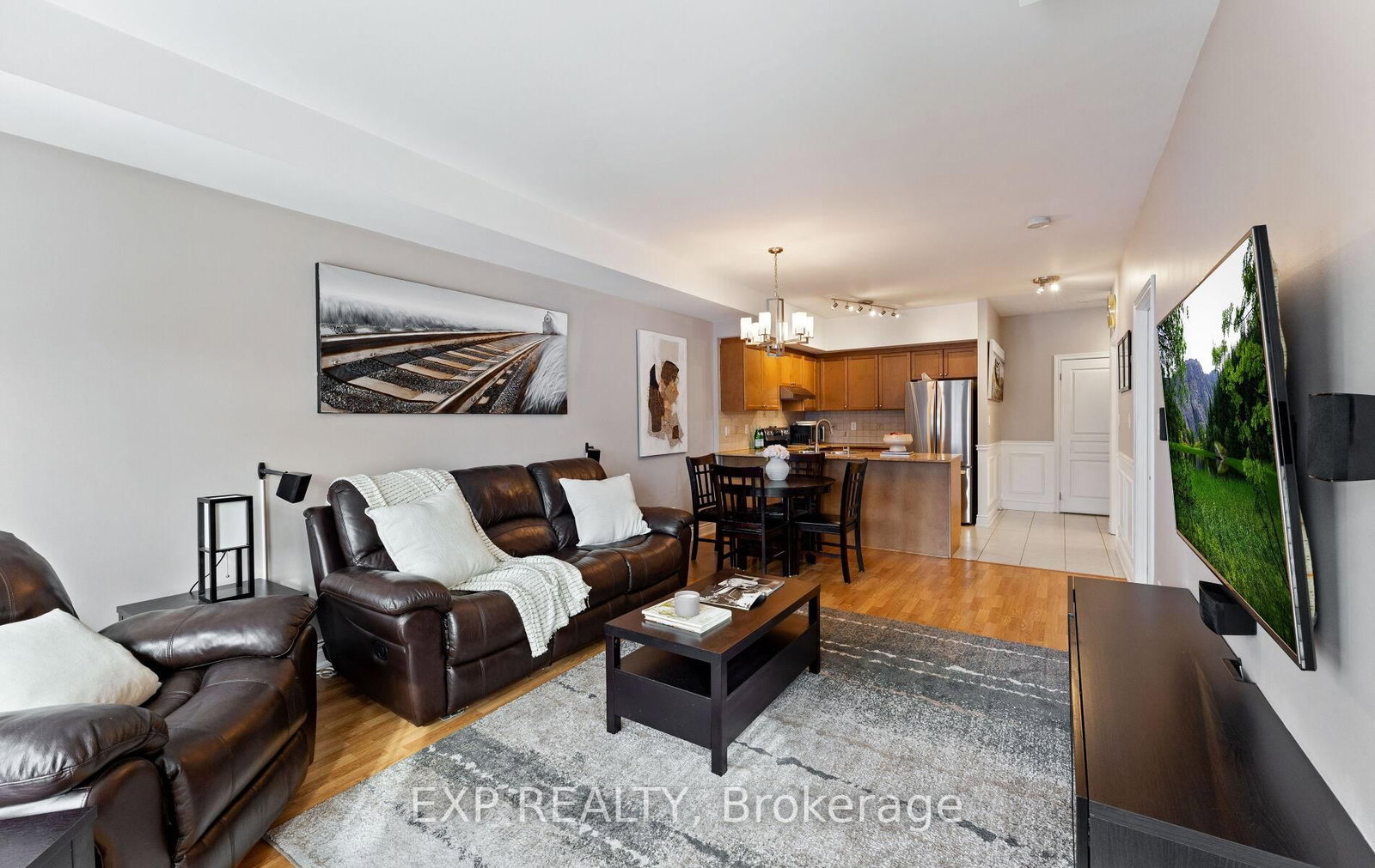 9901 Keele Street, Unit 208 - Photo 8