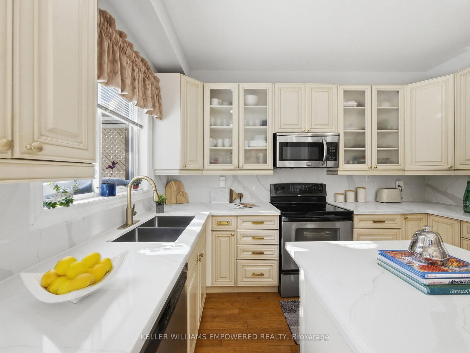 81 Old Colony Road - Photo 16