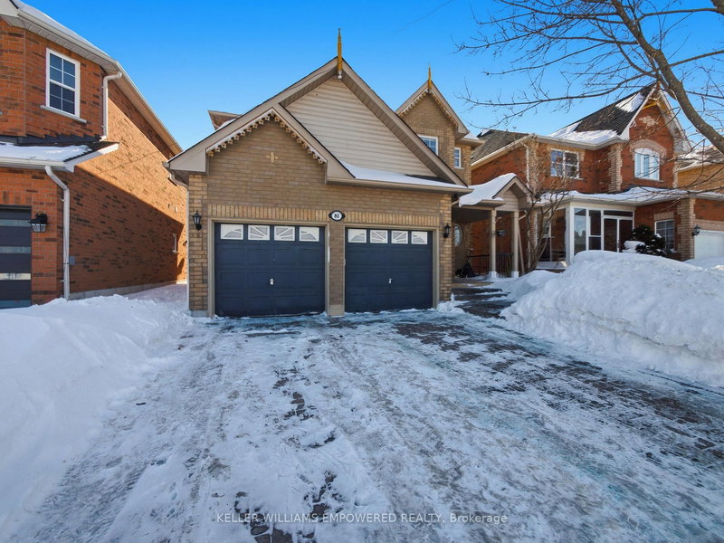 81 Old Colony Rd, Richmond Hill, L4E 3X2 | Image 2