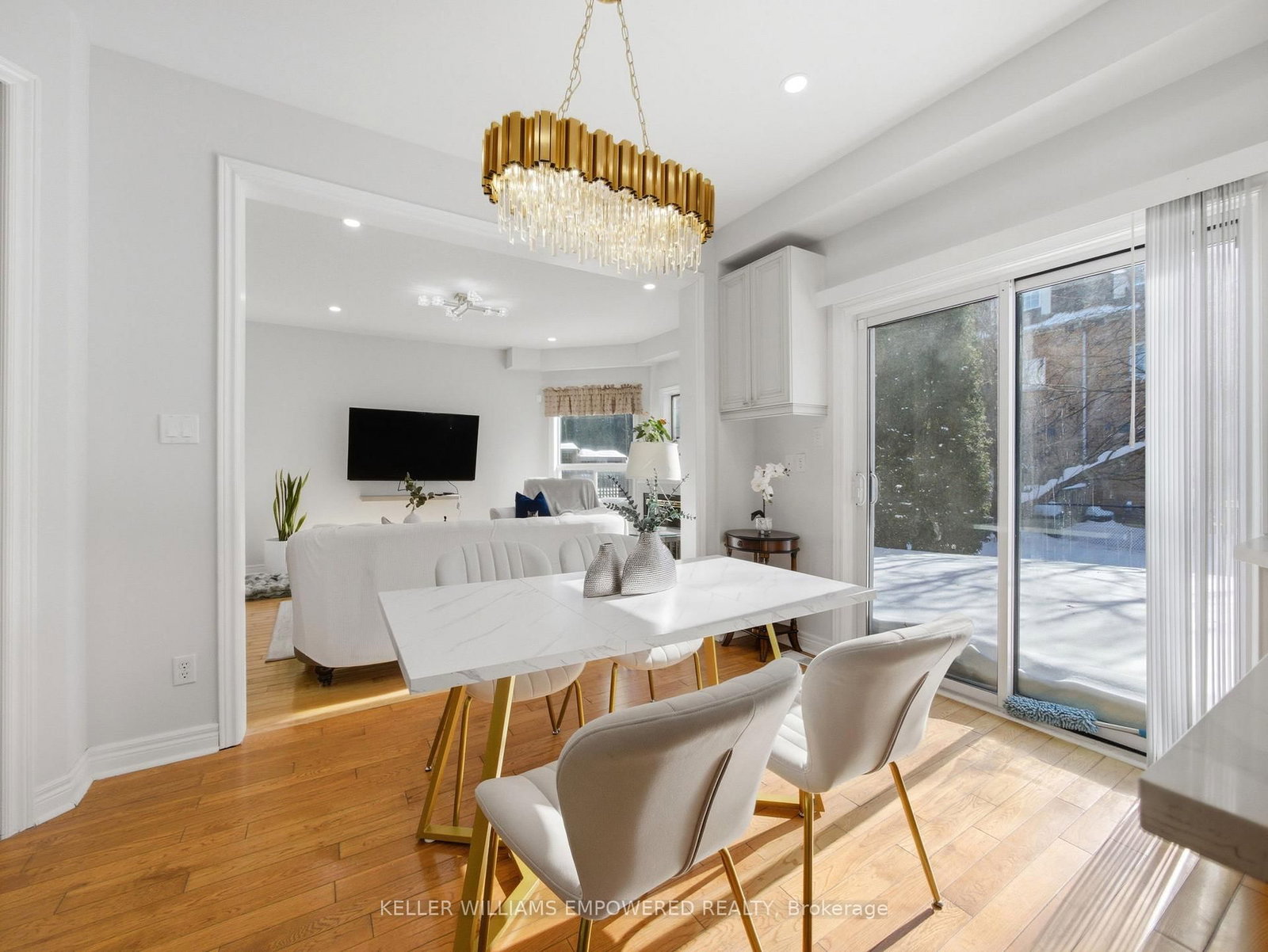 81 Old Colony Road - Photo 4