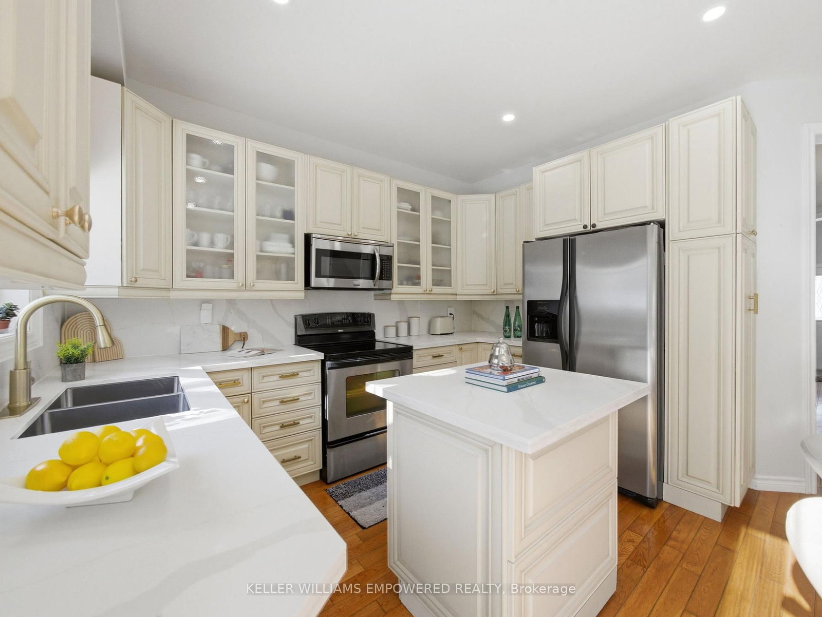 81 Old Colony Road - Photo 5