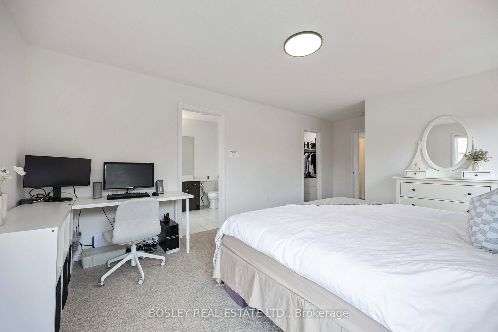 29 Ferragine Crescent - Photo 21