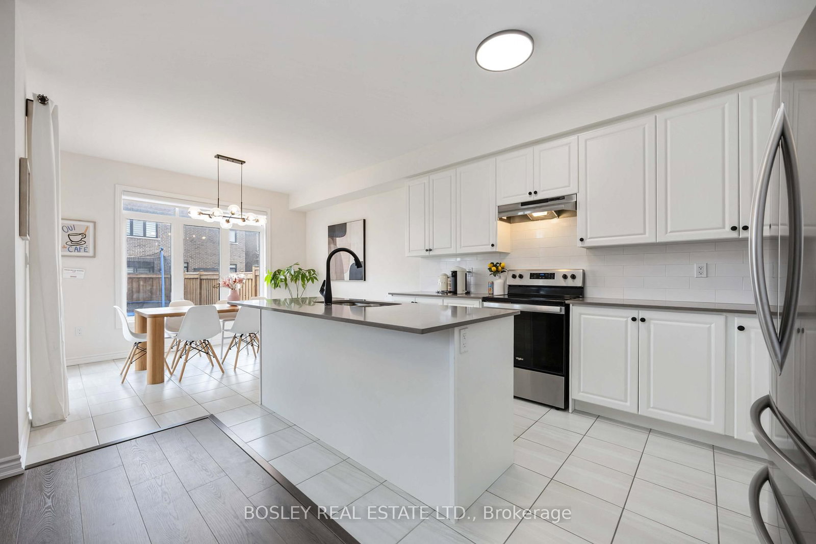 29 Ferragine Crescent - Photo 3