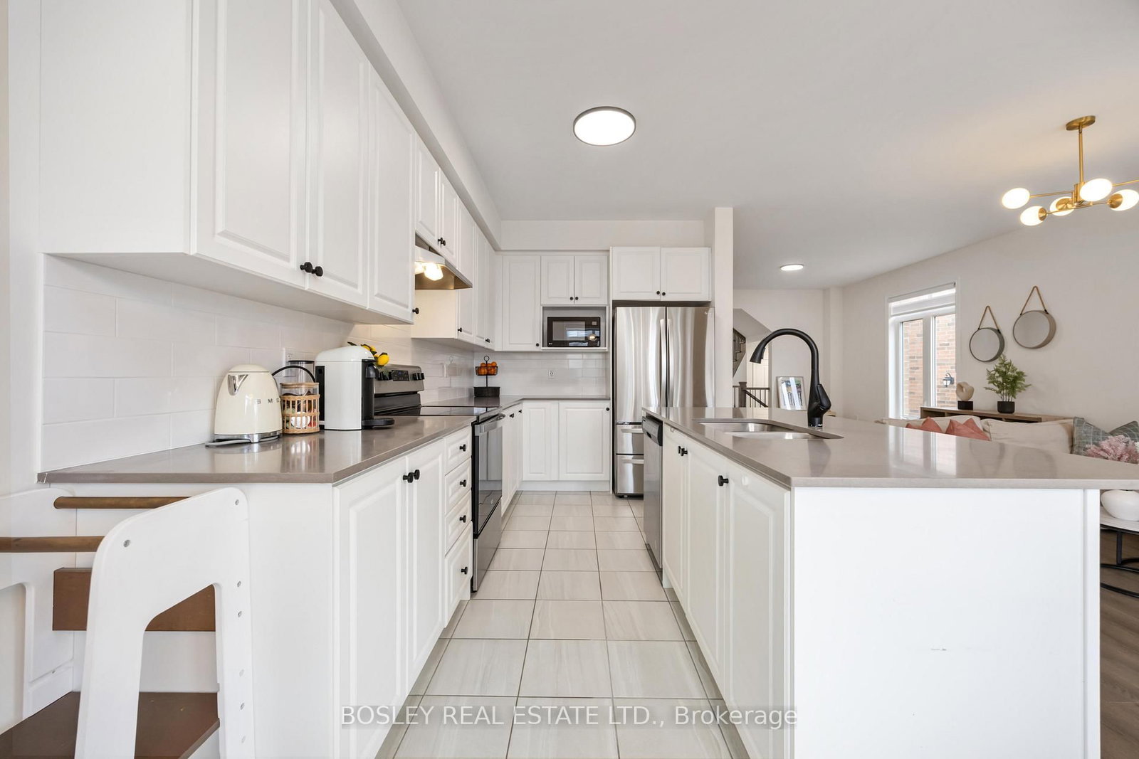 29 Ferragine Crescent - Photo 6