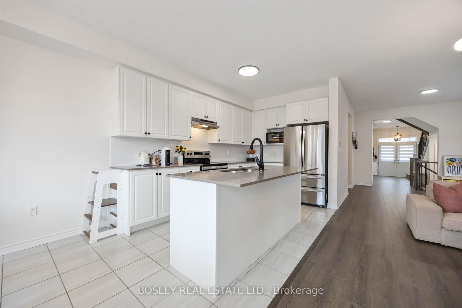 29 Ferragine Crescent - Photo 7
