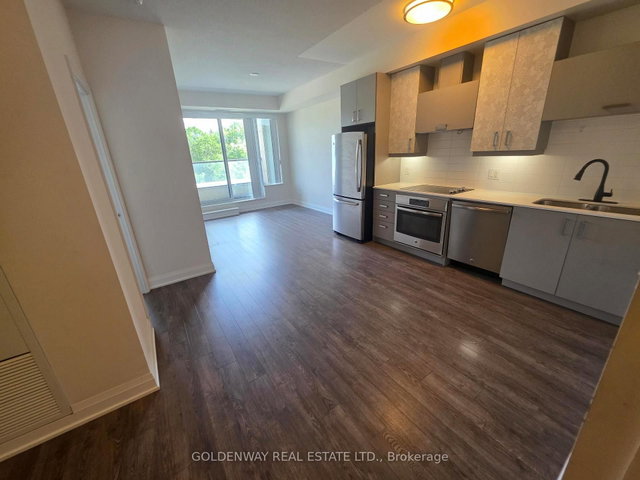 325 - 18 Uptown Drive