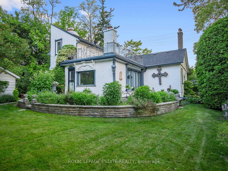 89 Main St S, Markham, L3P 1L6 | Image 2