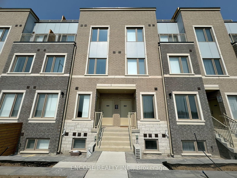 home for lease on 286-140 Honeycrisp Crescent