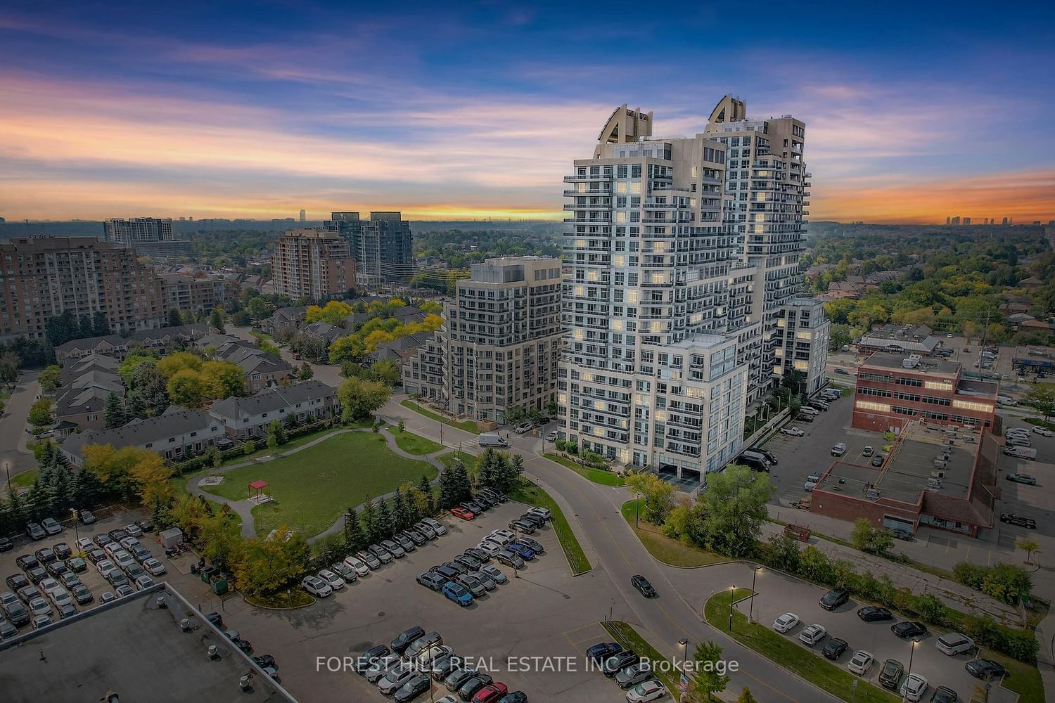 9201 Yonge Street, Unit 1501 - Photo 2