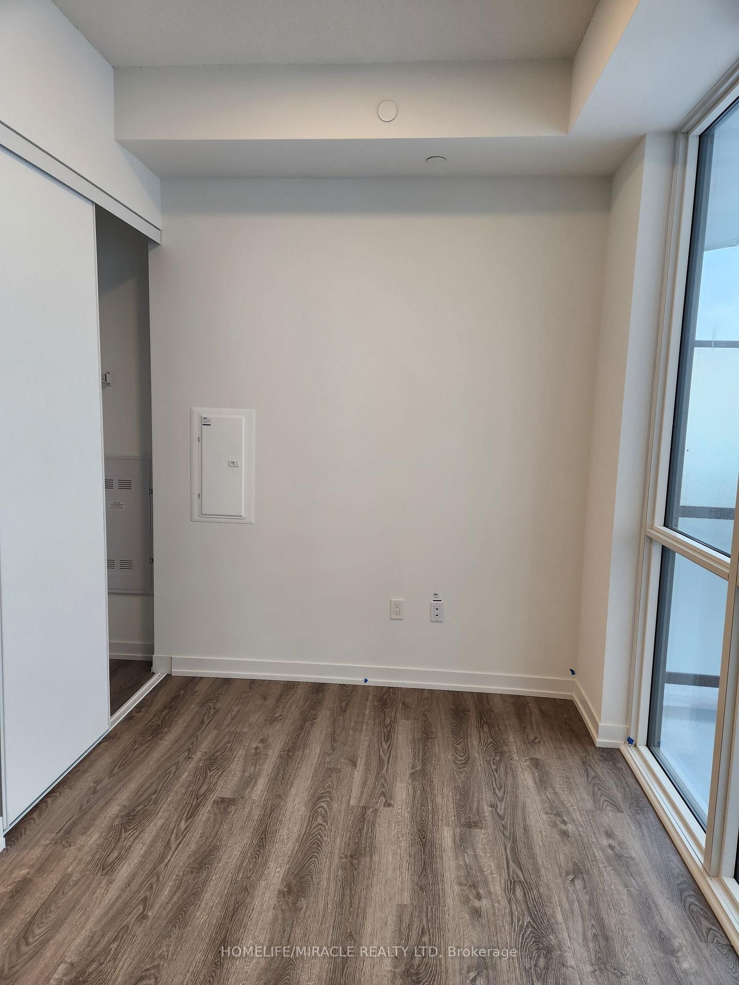 195 Commerce Street, Unit 4512 - Photo 4