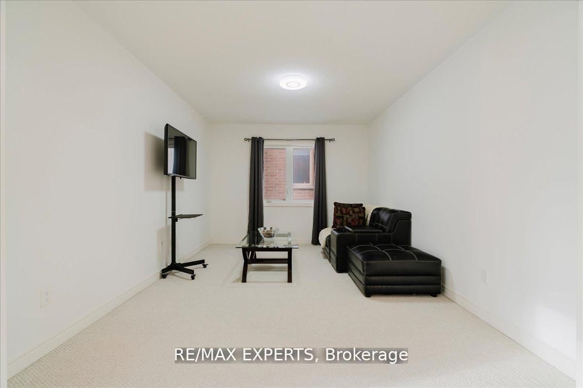 43 Lewis Avenue - Photo 35