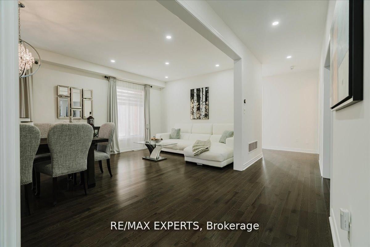 43 Lewis Avenue - Photo 7