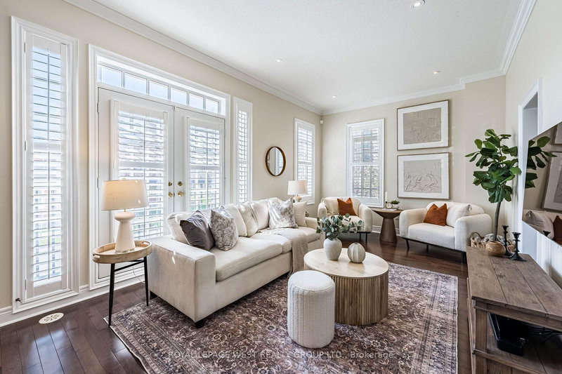 23 Mackenzie's Stand Ave, Markham, L6G 0C4 | Image 2