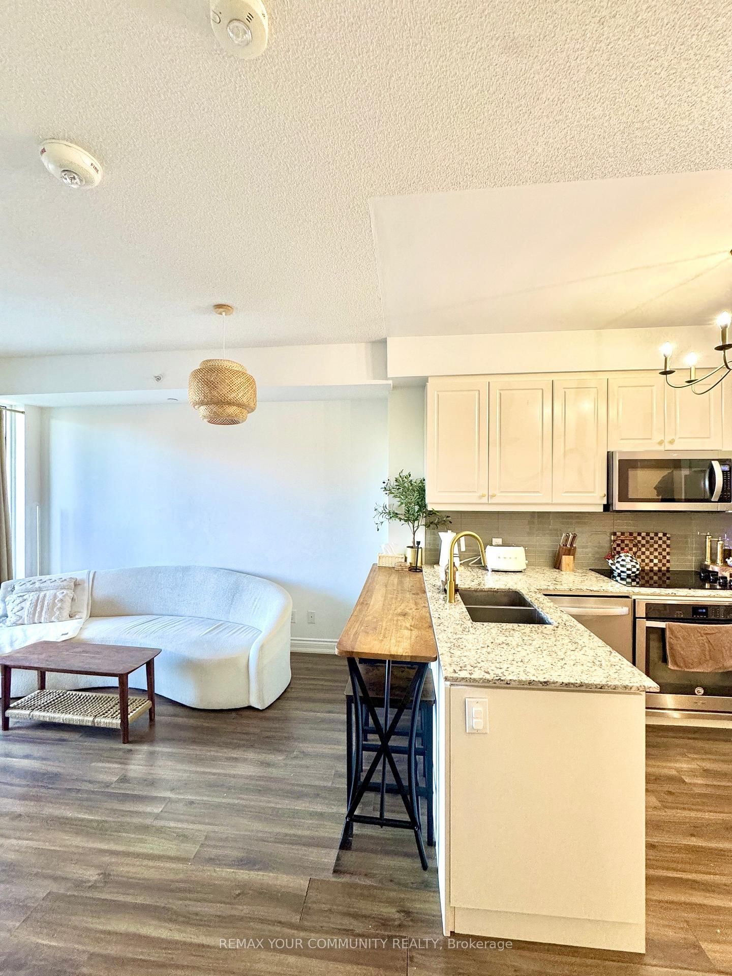 9618 Yonge Street, Unit 210 - Photo 21