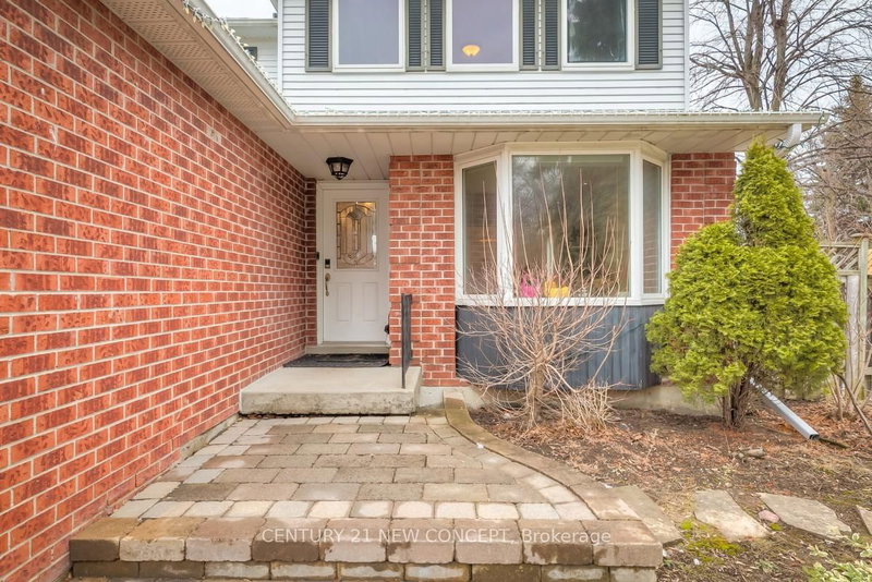 1 Whittington Crt, Markham, L3T 7C5 | Image 2
