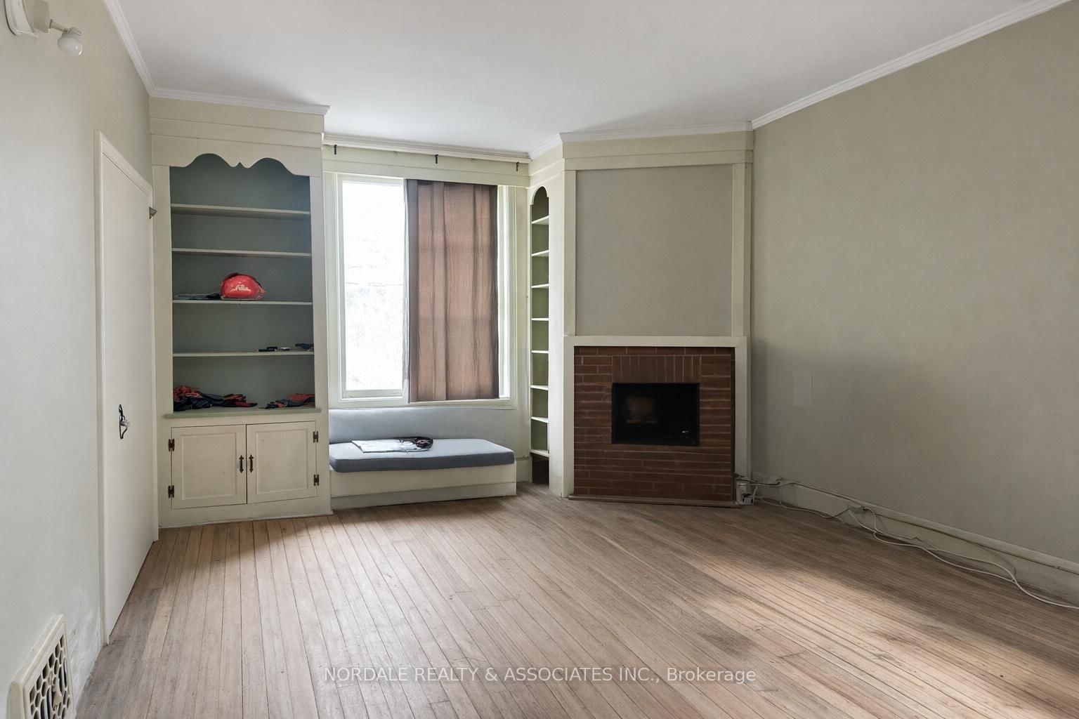 66 Main Street - Photo 4
