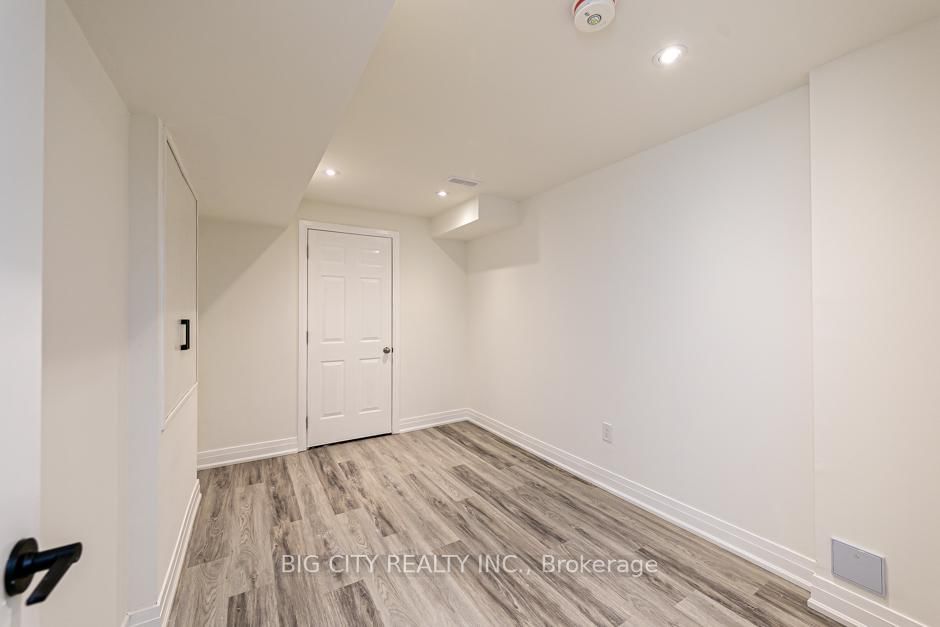 32 Conchita Street, Unit Lower - Photo 2