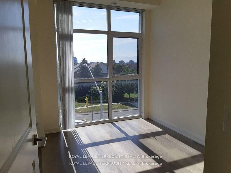 8763 Bayview Avenue, Unit 320 - Photo 8