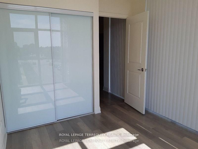 8763 Bayview Avenue, Unit 320 - Photo 9