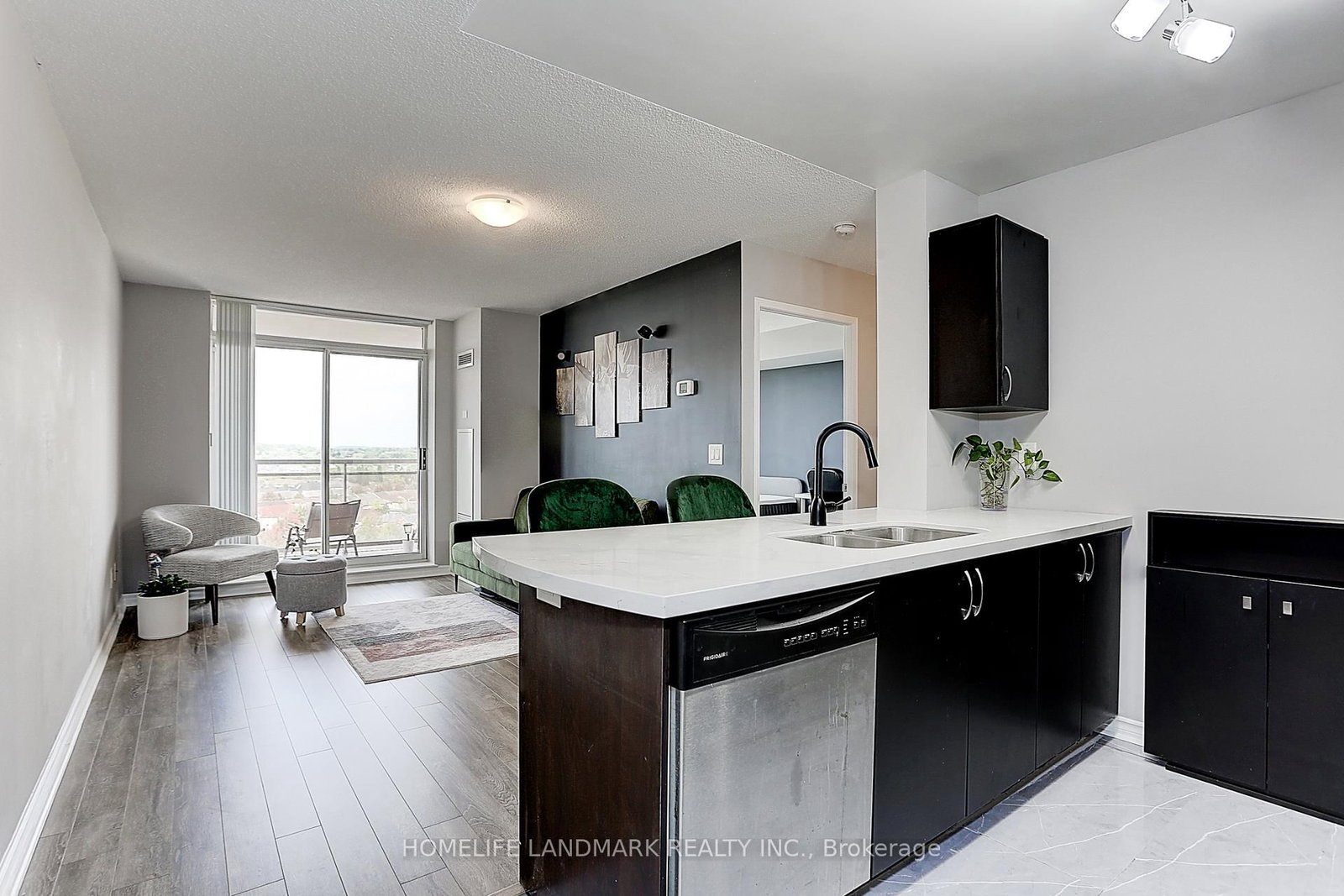 75 King William Crescent, Unit 1013 - Photo 9