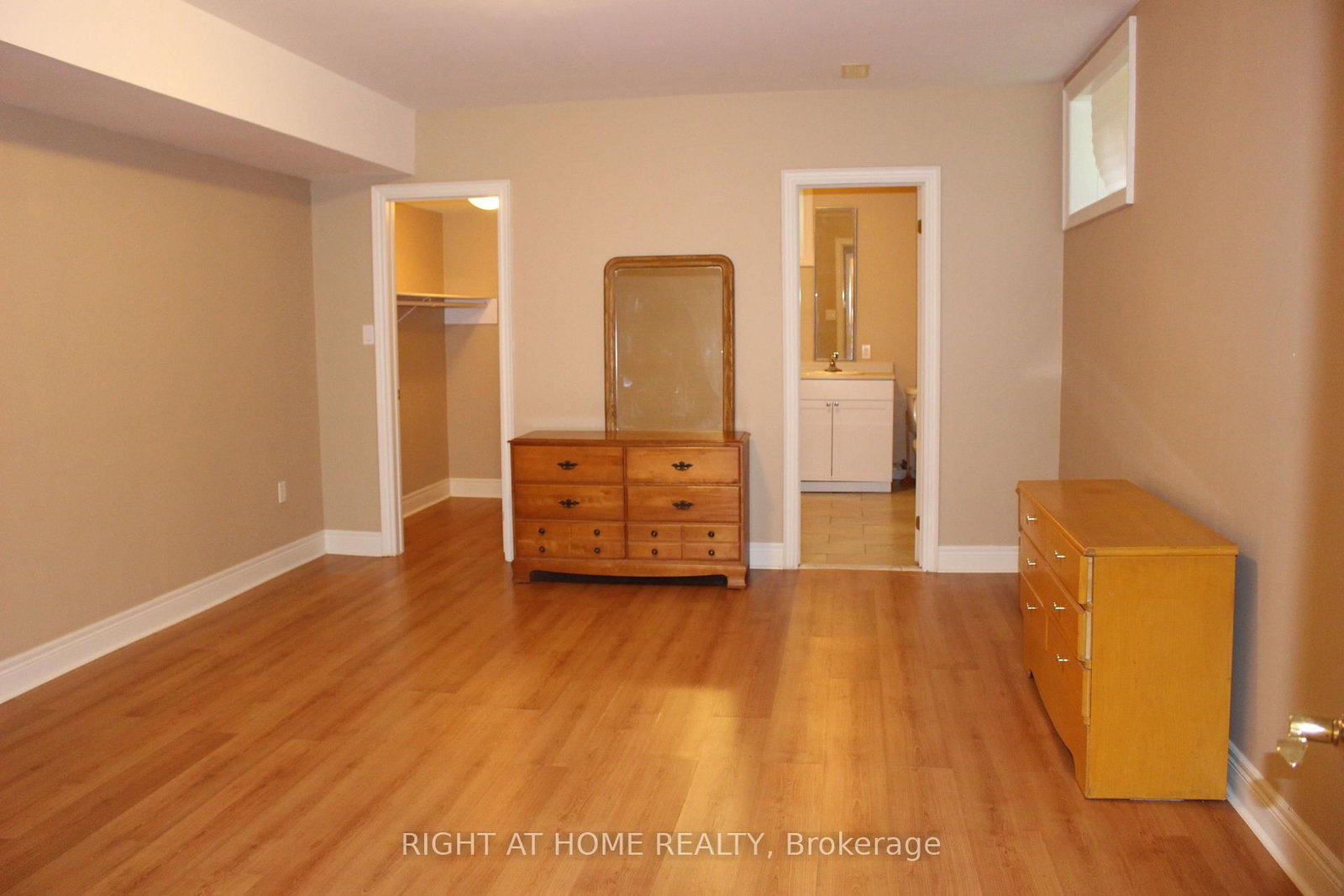 69 Langstaff Road, Unit BSMT - Photo 6