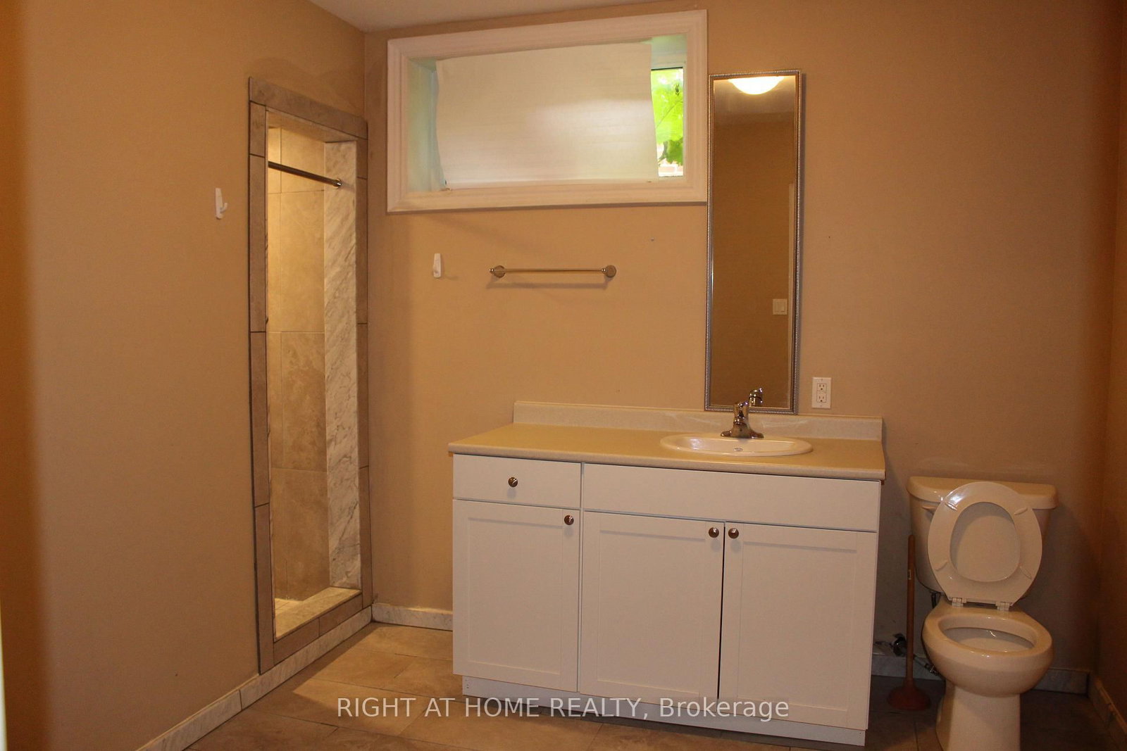 69 Langstaff Road, Unit BSMT - Photo 7