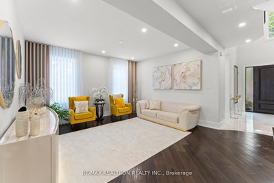 63 Willett Crescent — photo 5