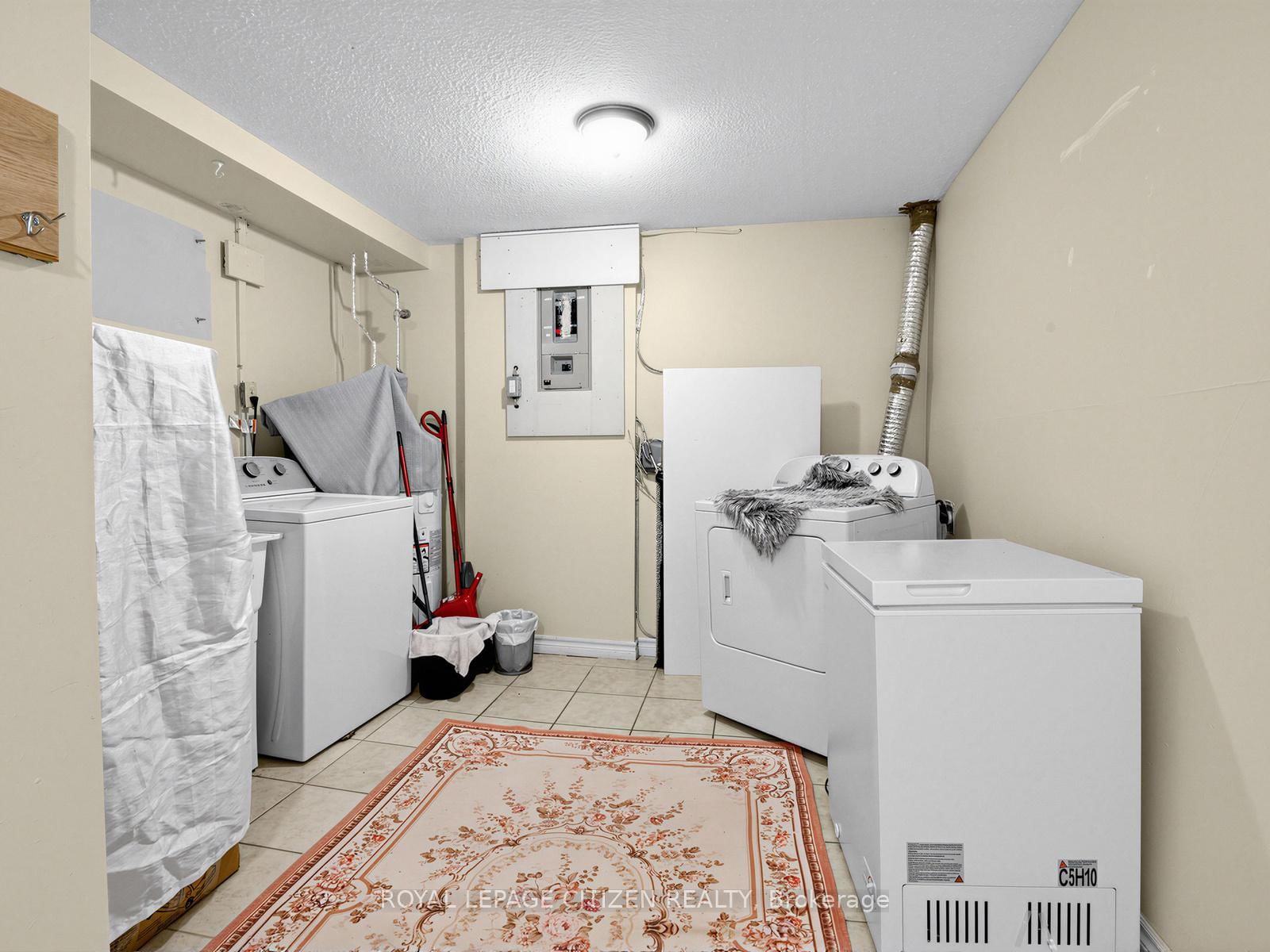 Listing Image 27