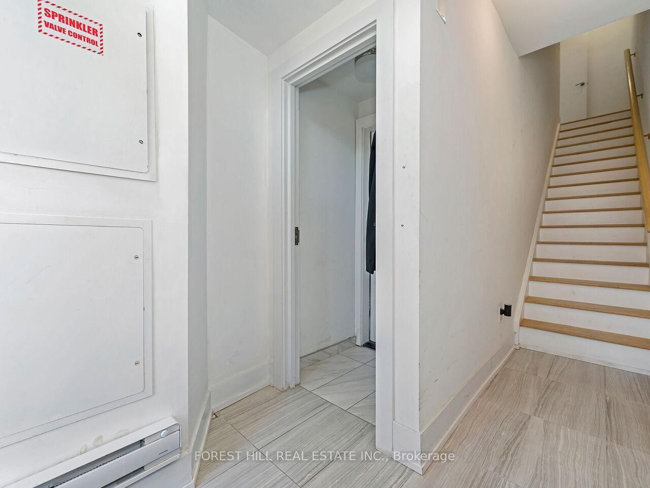 1 Hartman Avenue, Unit 5 - Photo 3
