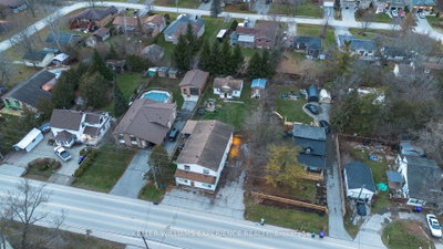 1024 Ewart Street • Innisfil, ON photo 4