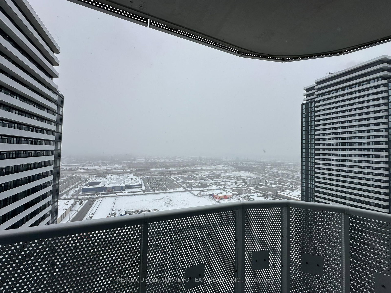 8 Interchange Way, Unit 3811 - Photo 9