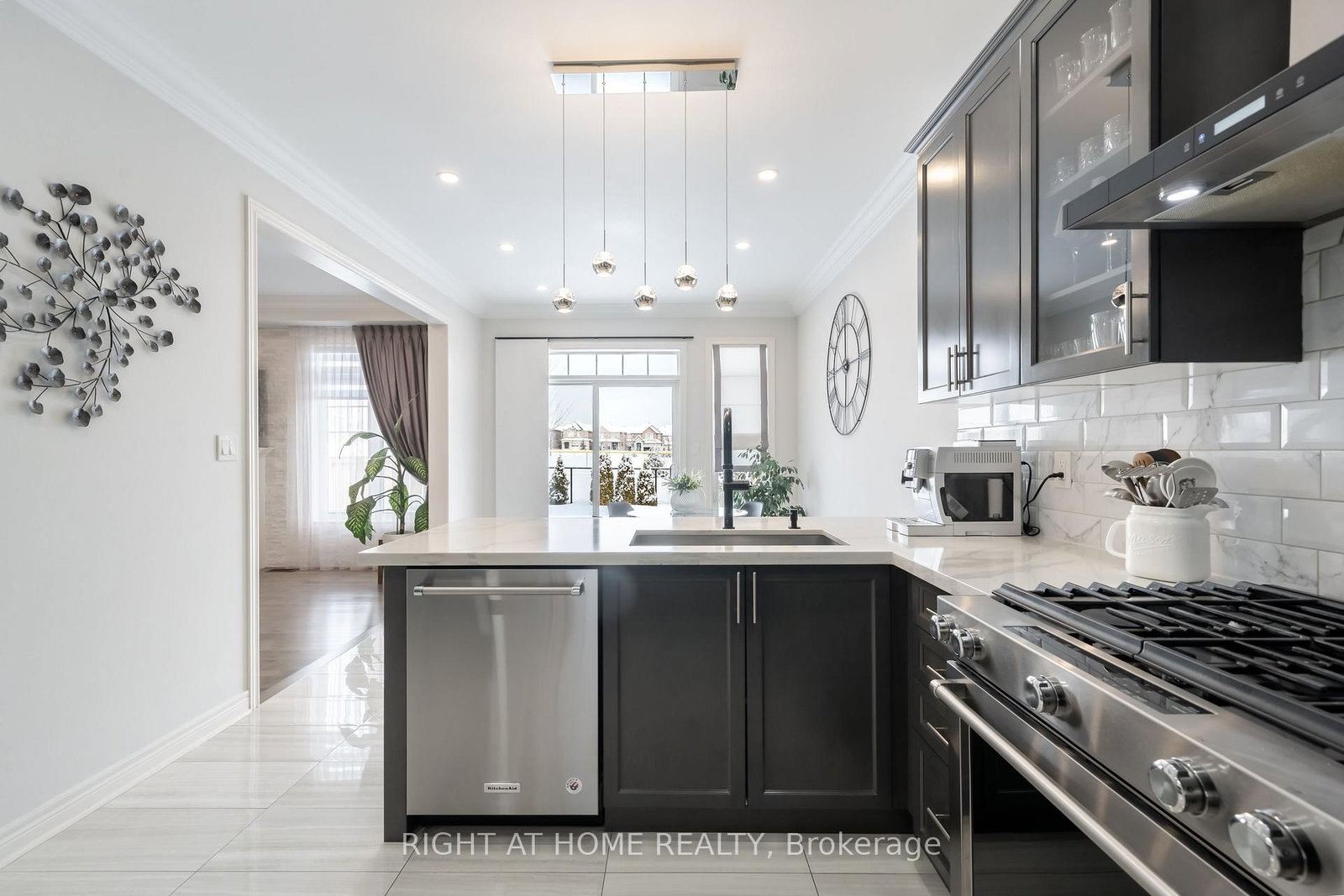 12 Tupling Street - Photo 12