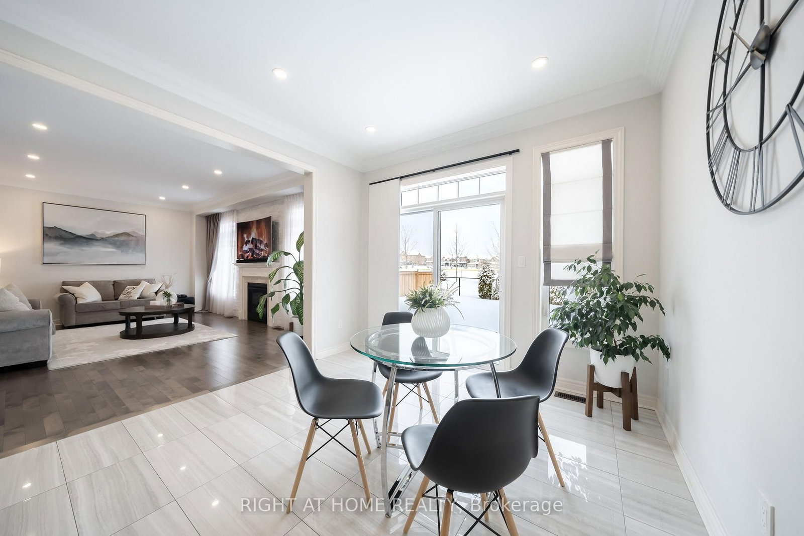 12 Tupling Street - Photo 16