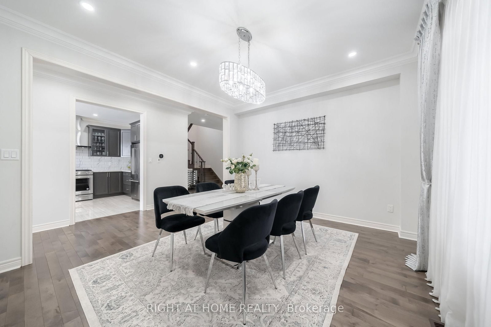 12 Tupling Street - Photo 25