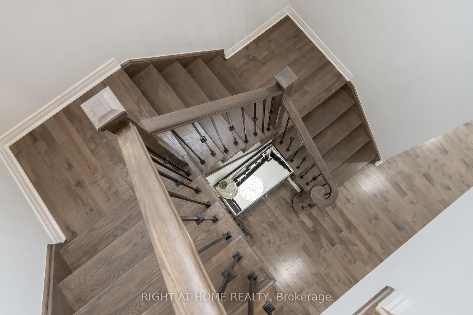 12 Tupling Street - Photo 26