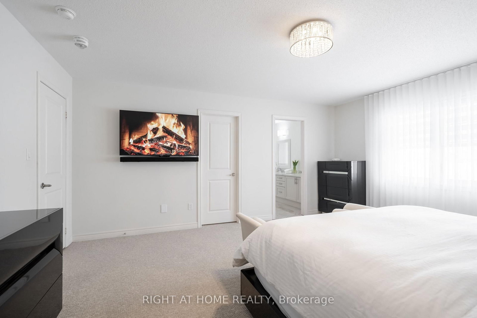 12 Tupling Street - Photo 31