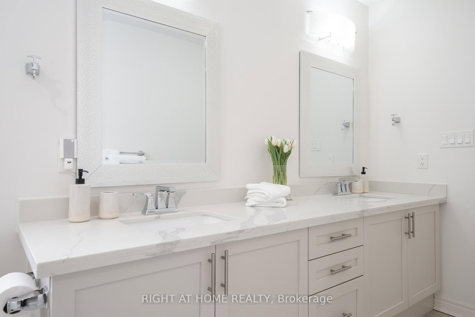 12 Tupling Street - Photo 33