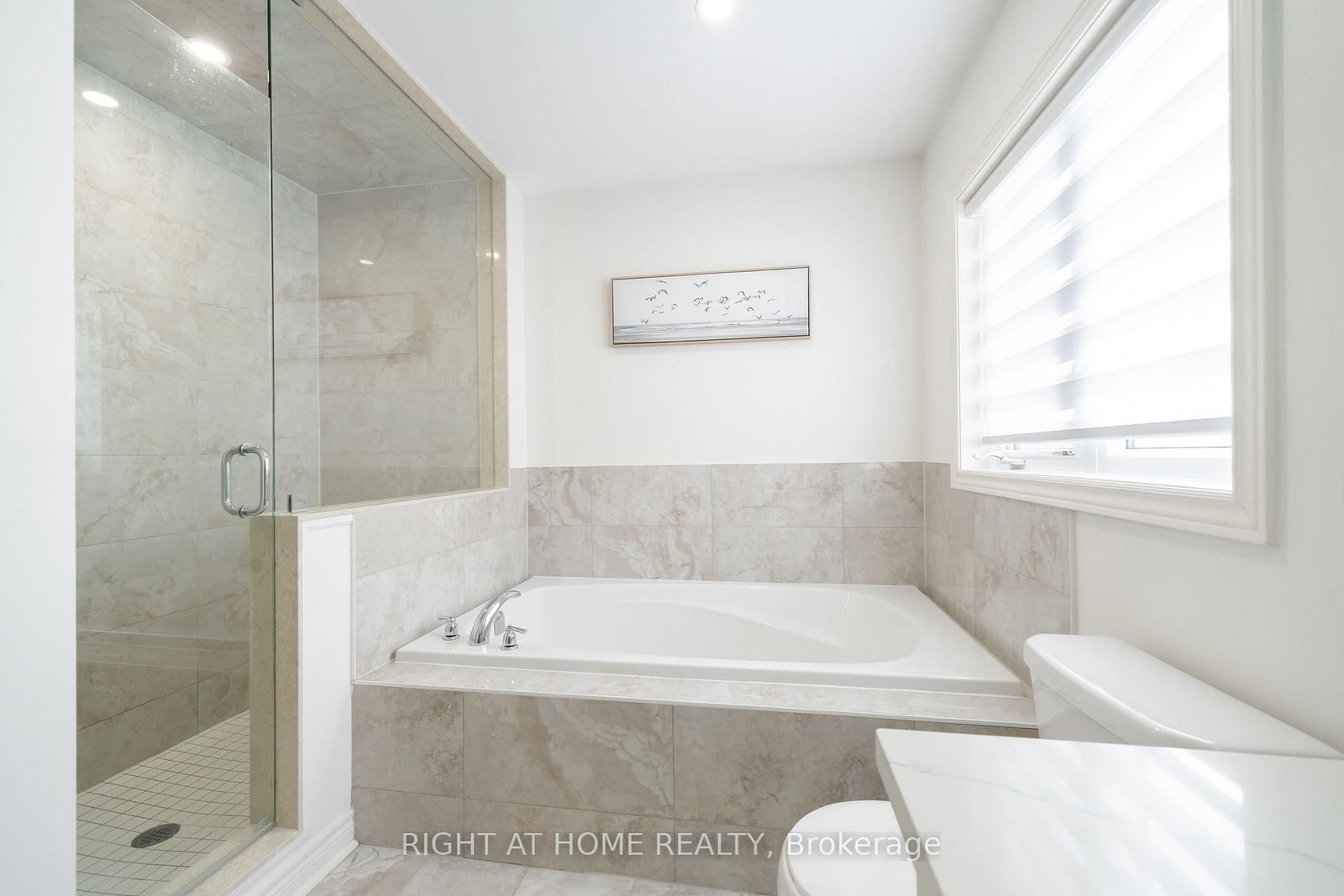 12 Tupling Street - Photo 34