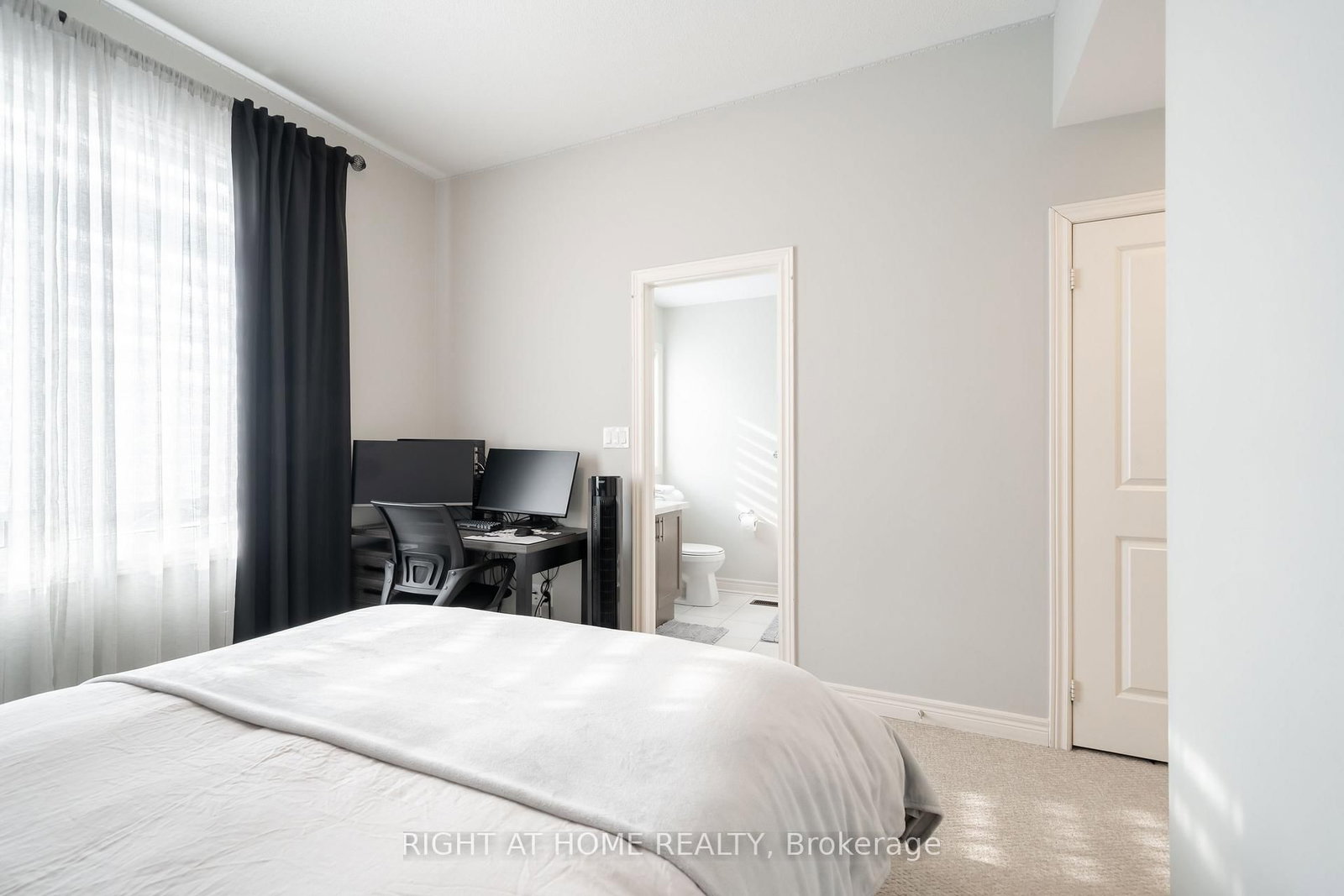 12 Tupling Street - Photo 37
