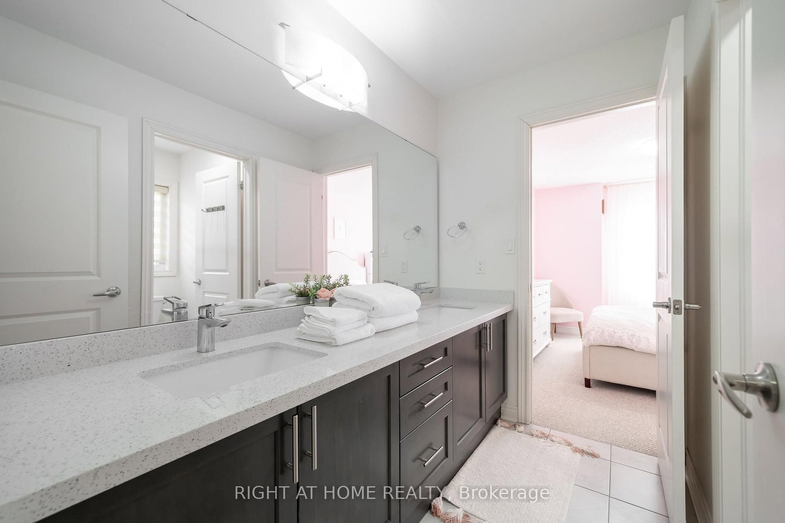 12 Tupling Street - Photo 38